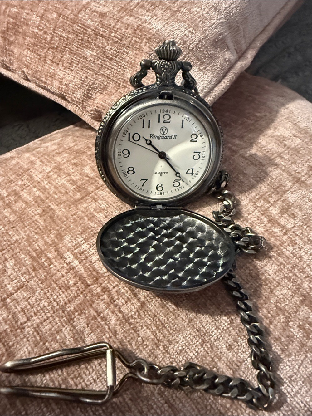 Vanguard li Analog Quartz Men Pocket Watch " Prancing Horse" Vintage
